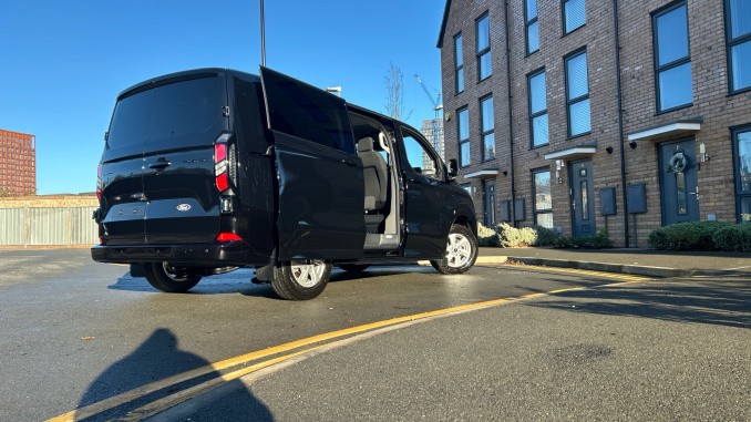 Ford Transit Custom 320 L1 Diesel Fwd 2.0 EcoBlue 150ps H1 Double Cab Van Limited - Image 38